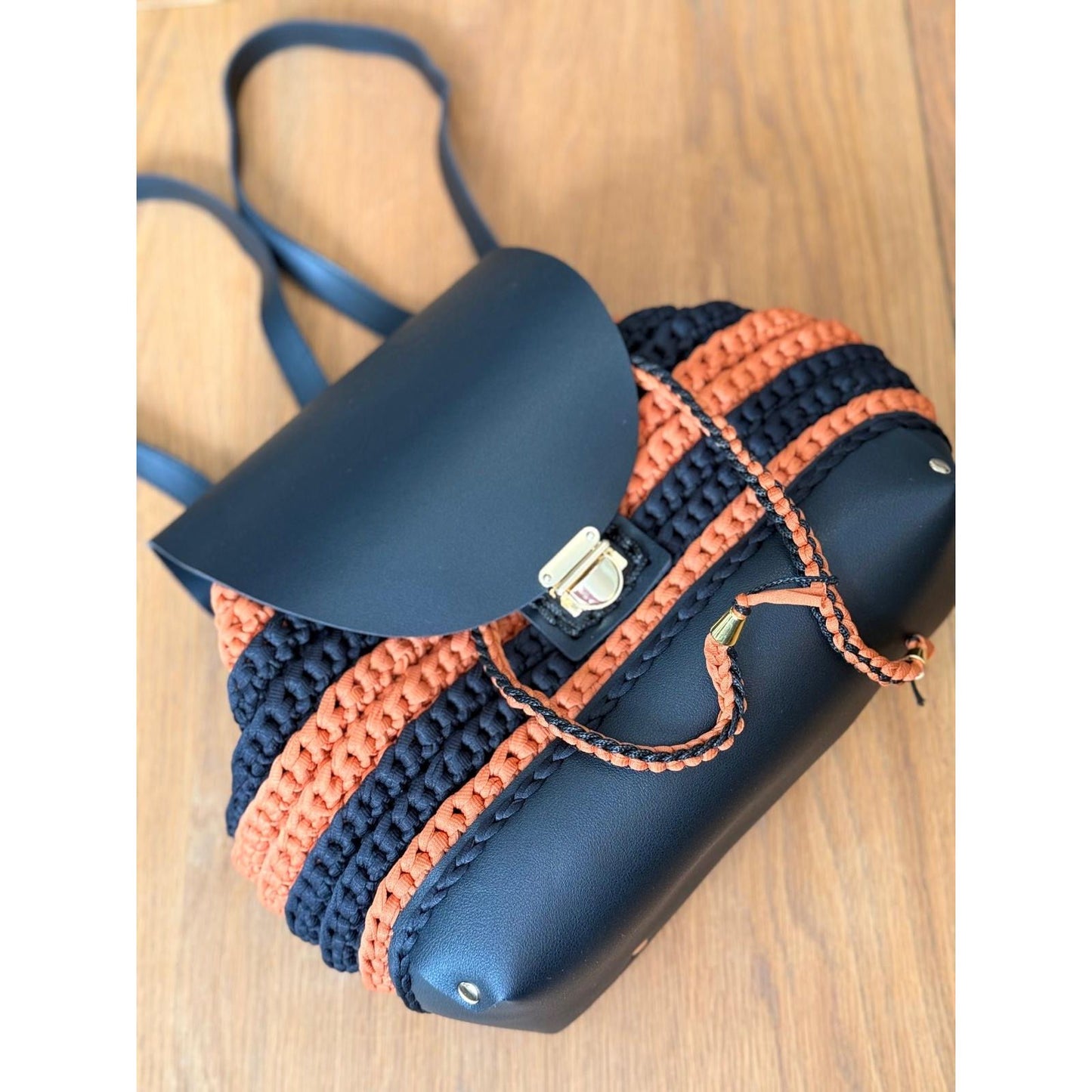 Crochet Rucksack Hand Made in the U.K. by Kenia - KPhasion 🇧🇷