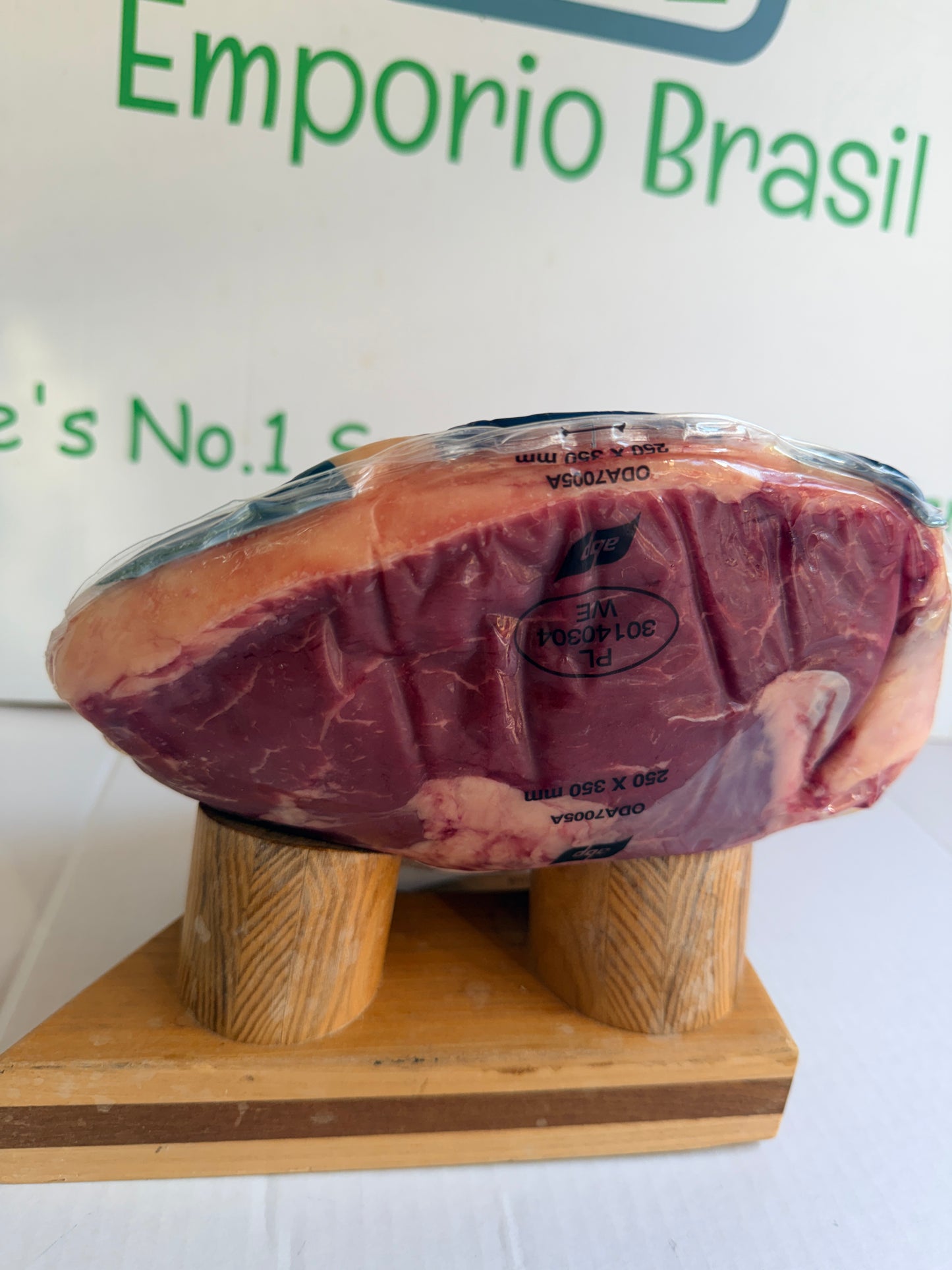 Picanha (From Blue Smoke Farms) Piece 721 1.621 @£20.47 /KG